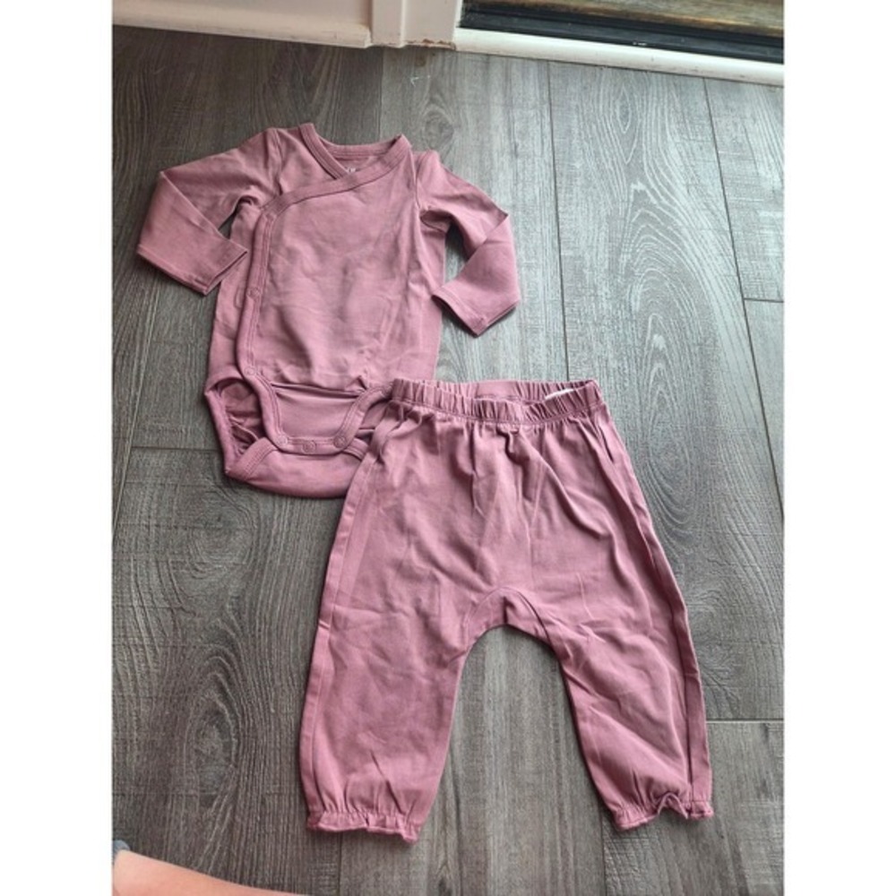 H&m baby girl set 3 mos nwot.